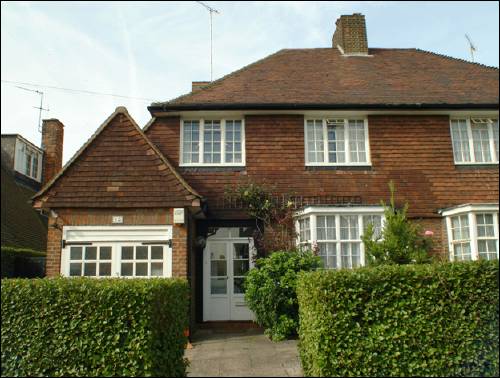 13 Widecombe Way